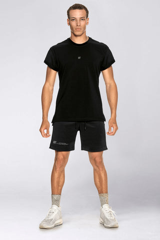 3800 . Momentum Regular-Fit Shorts - Black