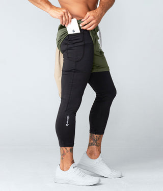 8900 . AirPro Regular-Fit Shorts - Military Green