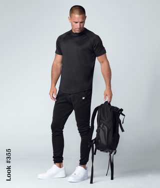 https://cdn.shopify.com/s/files/1/0090/4773/6378/files/BT8350B-M_born-tough-momentum-short-sleeve-fitted-black-gym-workout-tee-shirt-for-men.mp4?v=1631196913
