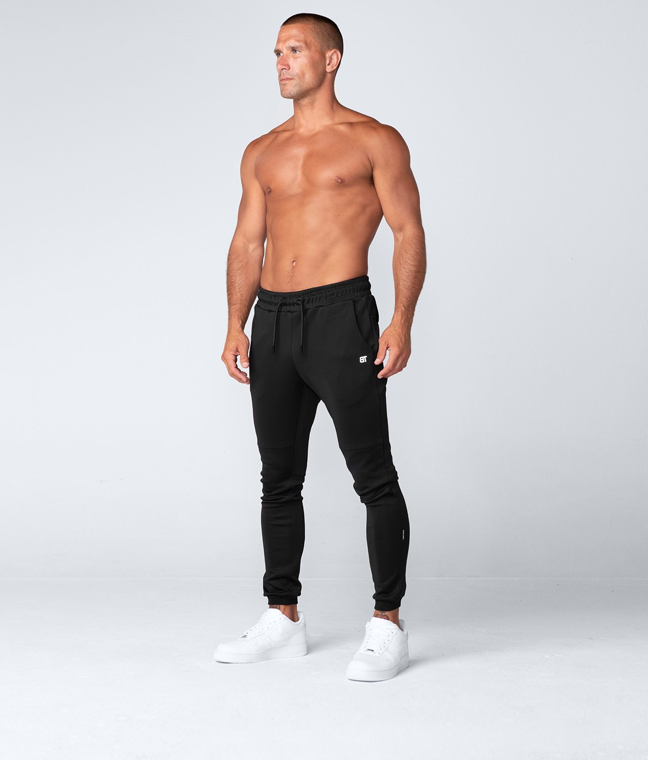 Born Tough Momentum Signature Gym Workout Jogger Pants for Men Black